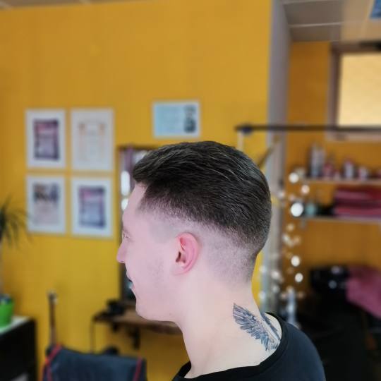 Кostić Style #kragujevac Muško šišanje Muško šišanje + pranje kose