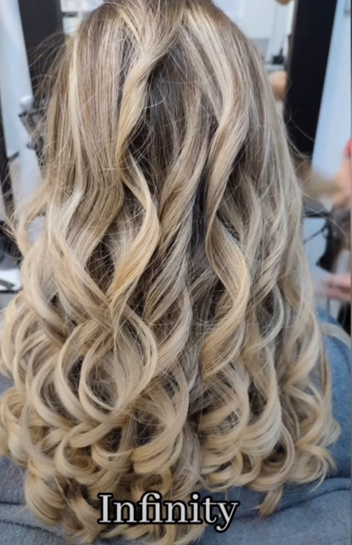 Infinity Hair #novisad Feniranje i stilizovanje Talasi na peglu bez pranja - extra duga kosa