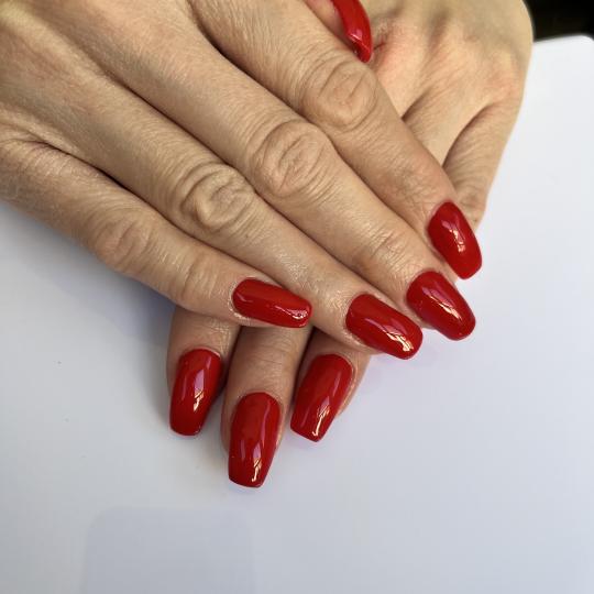 In line 1 #pancevo Korekcija noktiju Korekcija izlivanja noktiju gelom