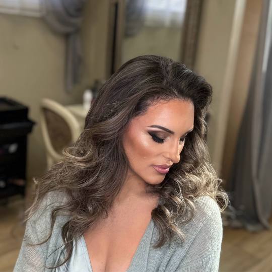 Bibi beauty centar #beograd Make-up / šminkanje Profesionalno šminkanje + veštačke trepavice #sm