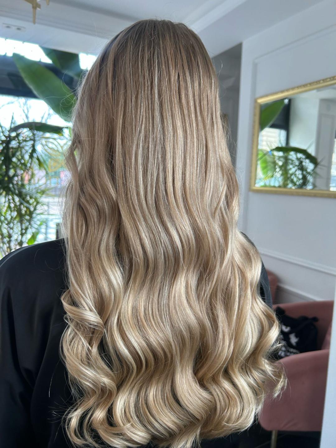 Balayage + Preliv +Feniranje + Šišanje +Black Caviar tretman - Esthetique Privé, Beograd Ombre, sombre, balayage Frizerski saloni Ombre, sombre, balayage, Beograd, Centar, Stari grad, Dorćol