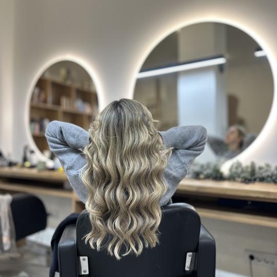 Studio Eleven Ladies&Gentlemen #beograd Feniranje i stilizovanje Feniranje na talase - duga kosa