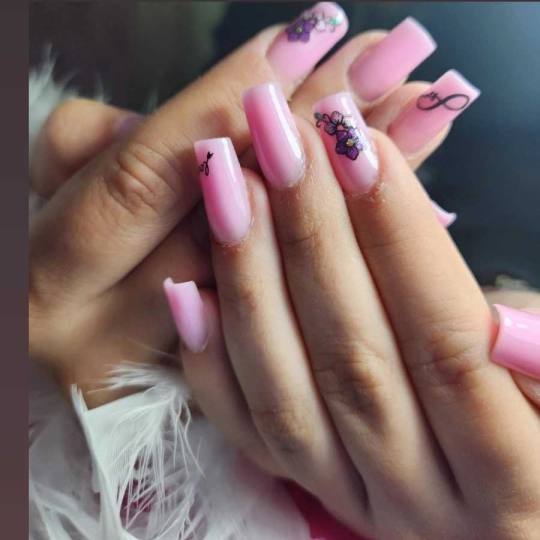 Beauty Team J&S 037 #krusevac Izlivanje noktiju Izlivanje noktiju gelom - M dužina