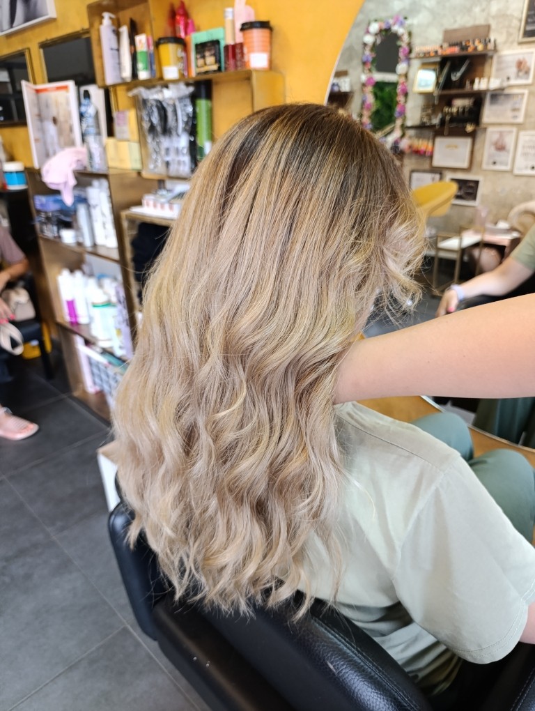 Mega Sun - Rakovica #beograd Ombre, sombre, balayage Balayage - duga kosa