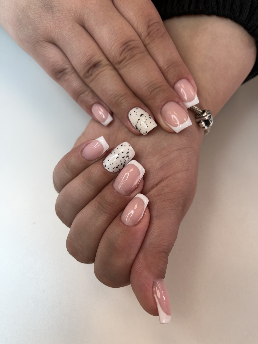 Grkinja Beauty Studio #krusevac Korekcija noktiju Korekcija noktiju - salonski rad