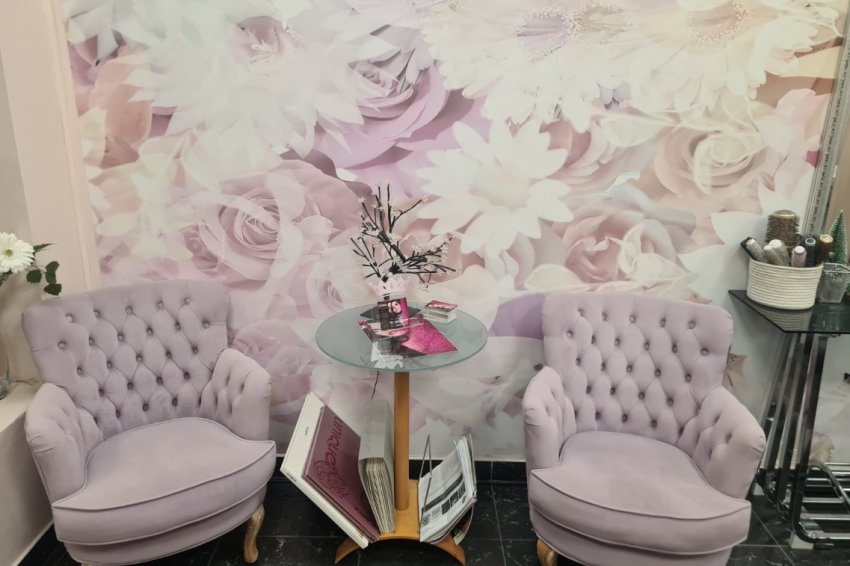 Frizersko-kozmetički salon Mina - Slavija Beograd