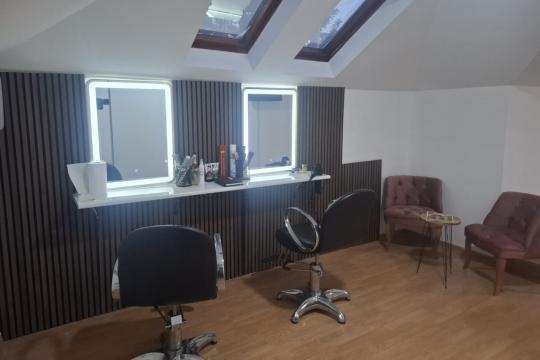 Frizersko kozmetički salon Beauty and Crazy 3 Beograd