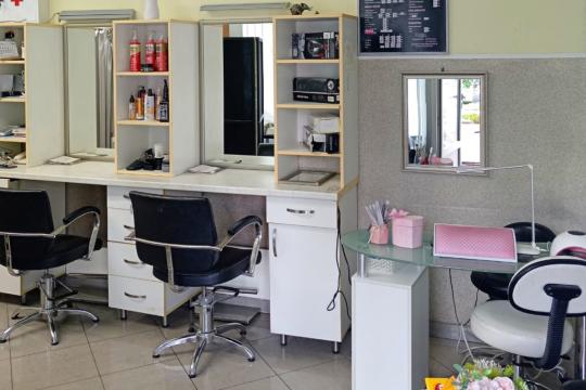 Frizersko-kozmetički salon Studio Beauty Code Beograd