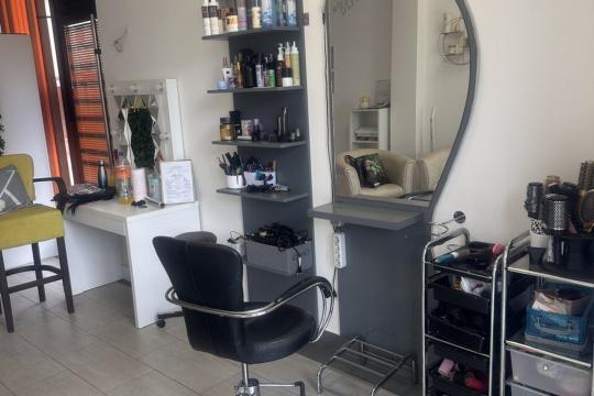 Frizerski salon Refressh by Tamara Ćuprija