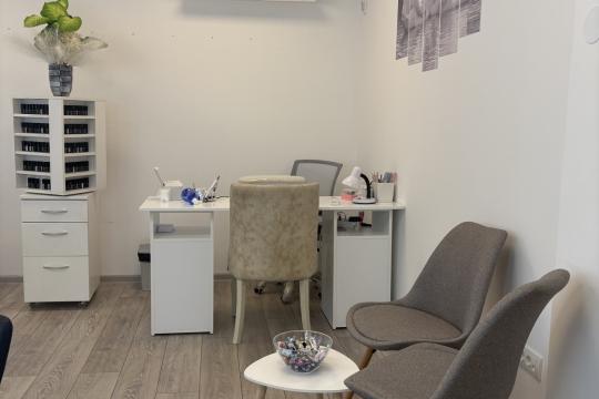 Frizersko-kozmetički salon Mo-star-s 5 Beograd