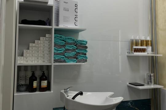 Frizersko-kozmetički salon Beauty style hair J&D Novi Sad
