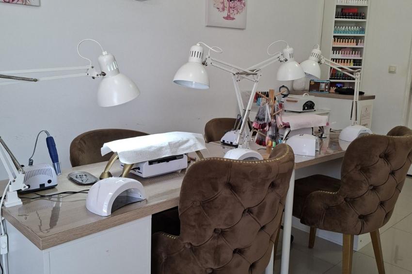 Kozmetički salon ZokaGlamNails Beograd