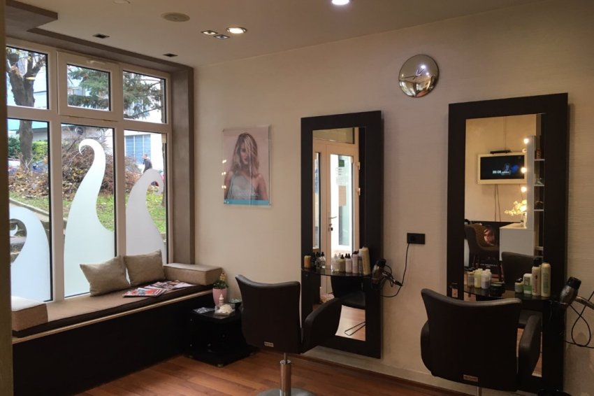 Frizersko kozmetički salon First Chance Beograd