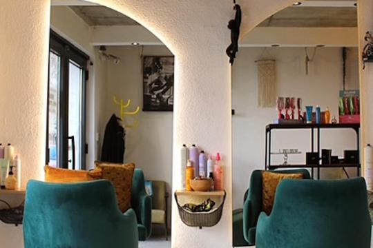 Frizersko-kozmetički salon Studio Almo Beograd