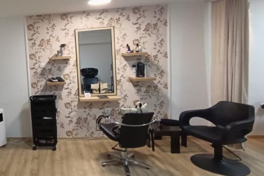 Frizerski salon Moma hair therapy Novi Sad