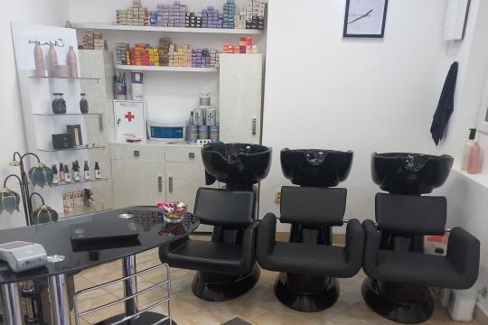 Frizersko - kozmetički salon Studio Lepote Moda Bane Beograd