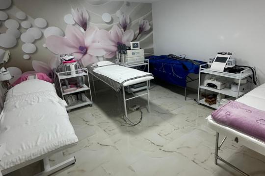 Kozmetički salon Beauty Team J&S 037 Kruševac