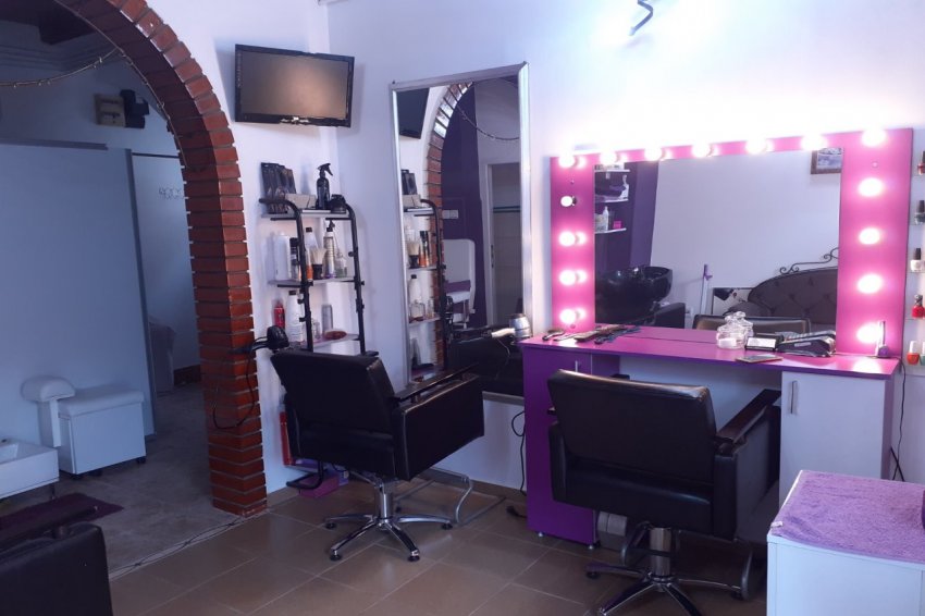 Frizersko-kozmetički salon Boom Beograd