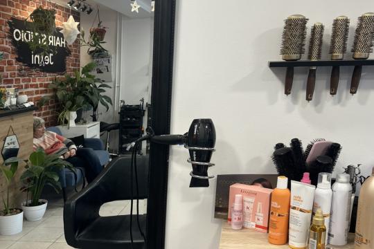 Frizersko-kozmetički salon Jeni-in Beograd