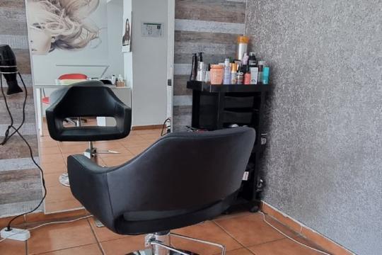 Frizersko-kozmetički salon Golden glow studio Sandra Beograd