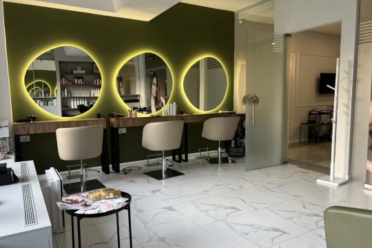 Frizersko-kozmetički salon Institut Belgrade Beograd
