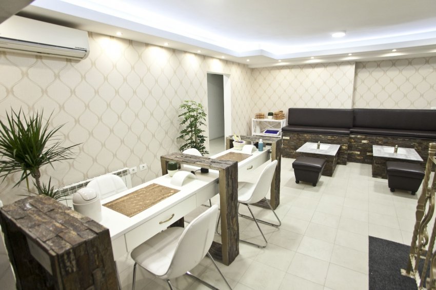 Frizersko kozmetički salon Reina Beograd