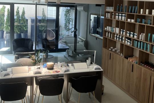 Frizersko-kozmetički salon Maison Beauty Beograd