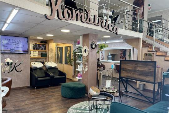 Frizerski salon Komšinica beauty studio Novi Sad