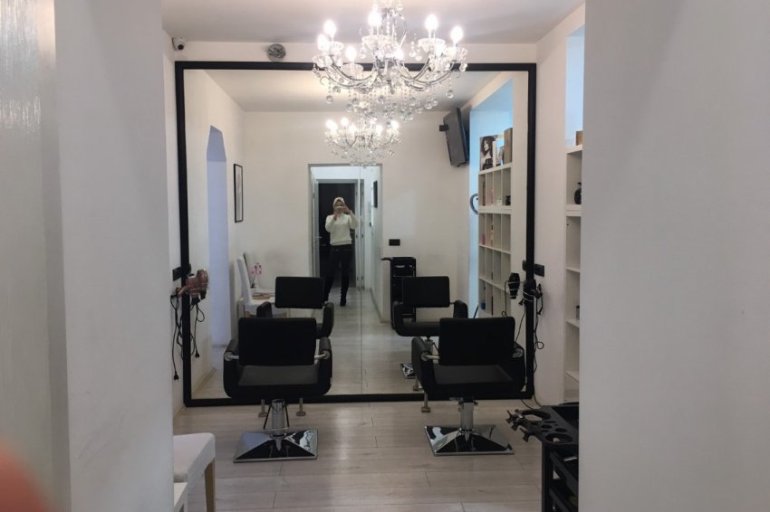 Frizersko kozmetički salon Mega Sun Aleksandar Beograd