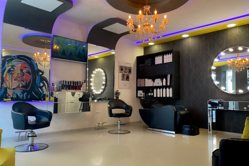 Frizerski salon Keratin Studio Extensions Novi Sad