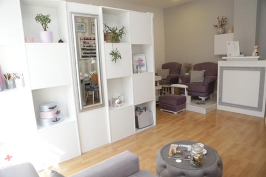 Kozmetički salon Monna nails & beauty Beograd