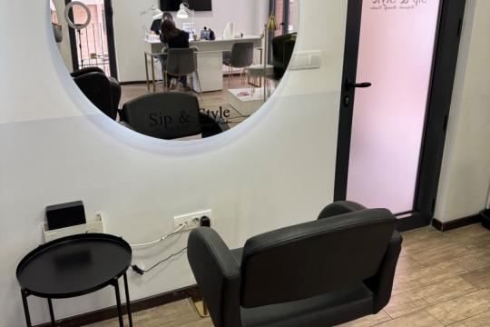 Frizersko-kozmetički salon Sip&Style - Vojvode Savatija 27 Beograd