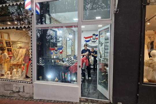 Frizerski salon Dorćolska berbernica Stanko Beograd