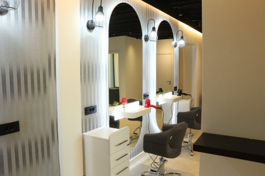 Frizersko kozmetički salon Gentlemen & Queen 28 Beograd